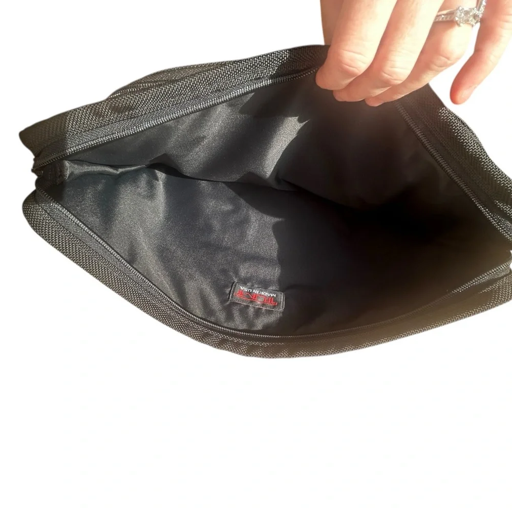 TUMI Made in USA Black Ballistic Nylon Travel Organizer Pouch vintage